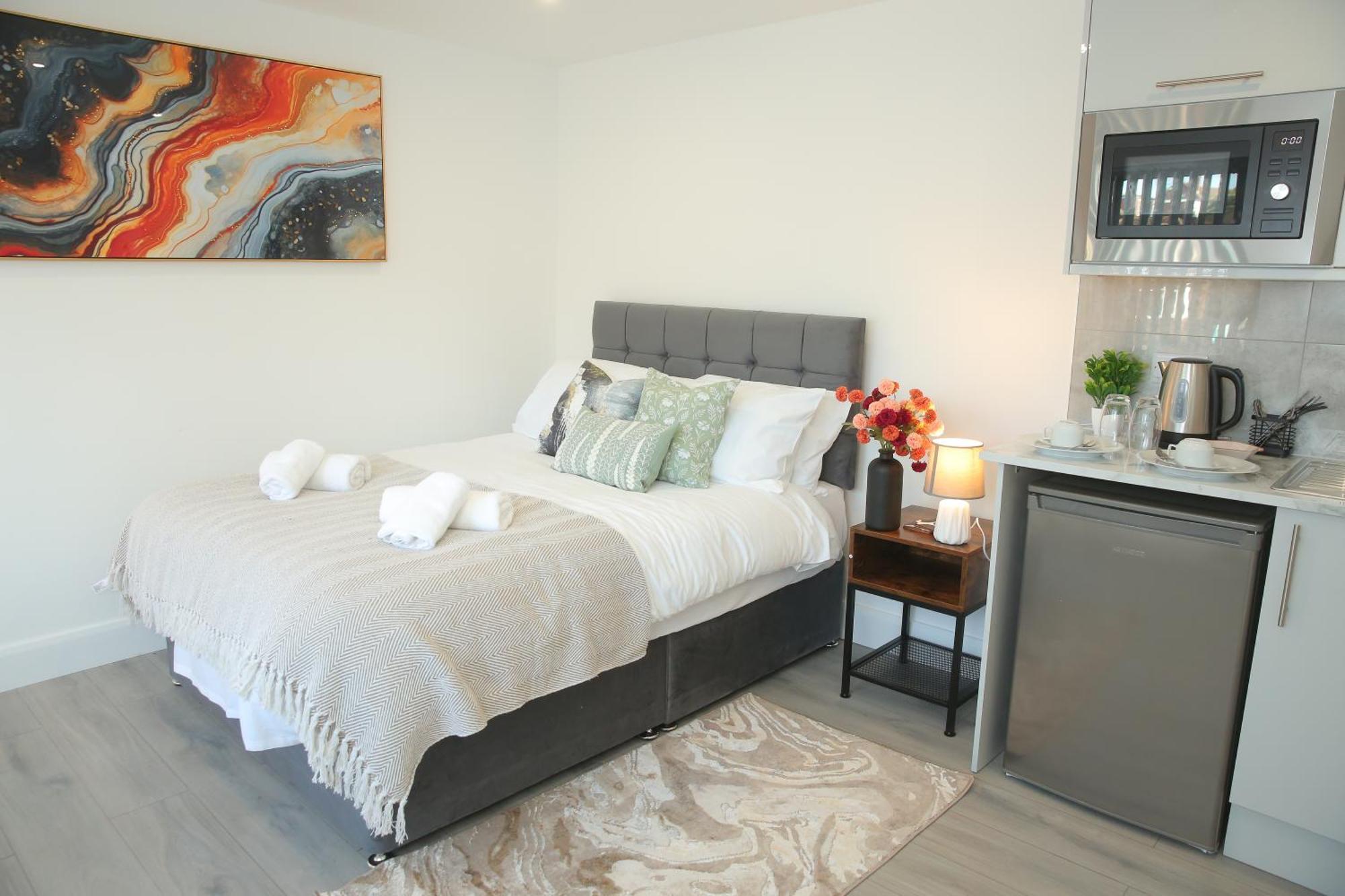 Ensuite 4 Mins From Airport