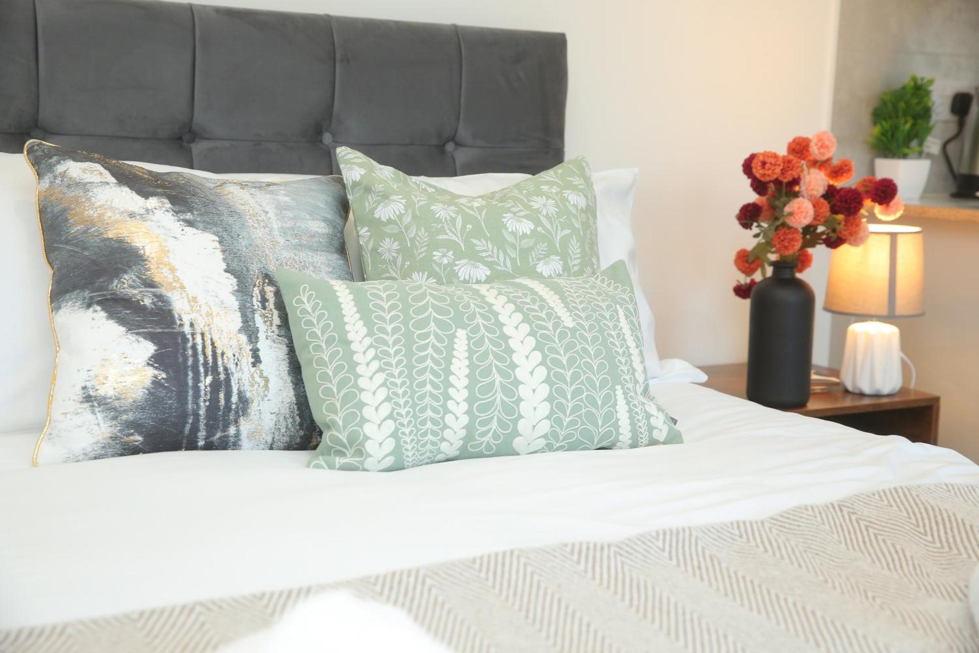 Homestay Ensuite 4 Mins From Airport Luton (Bedfordshire)